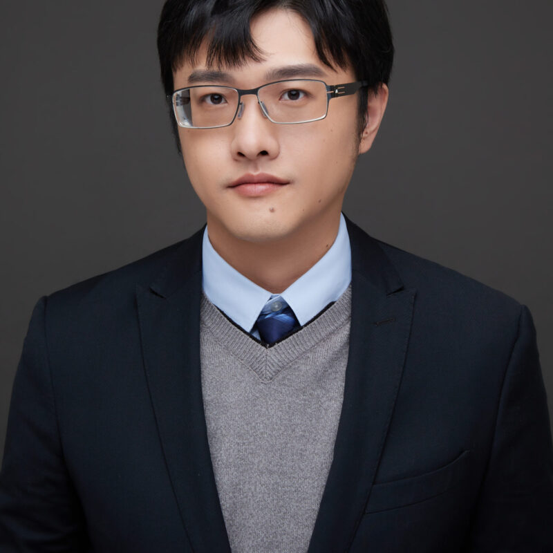 邱柏越